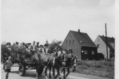 1957-Trachtenfest-Blick-von-Herzogstr-02
